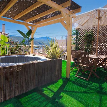 Flowers In The City - Elegant Home In Argostoli Exterior foto